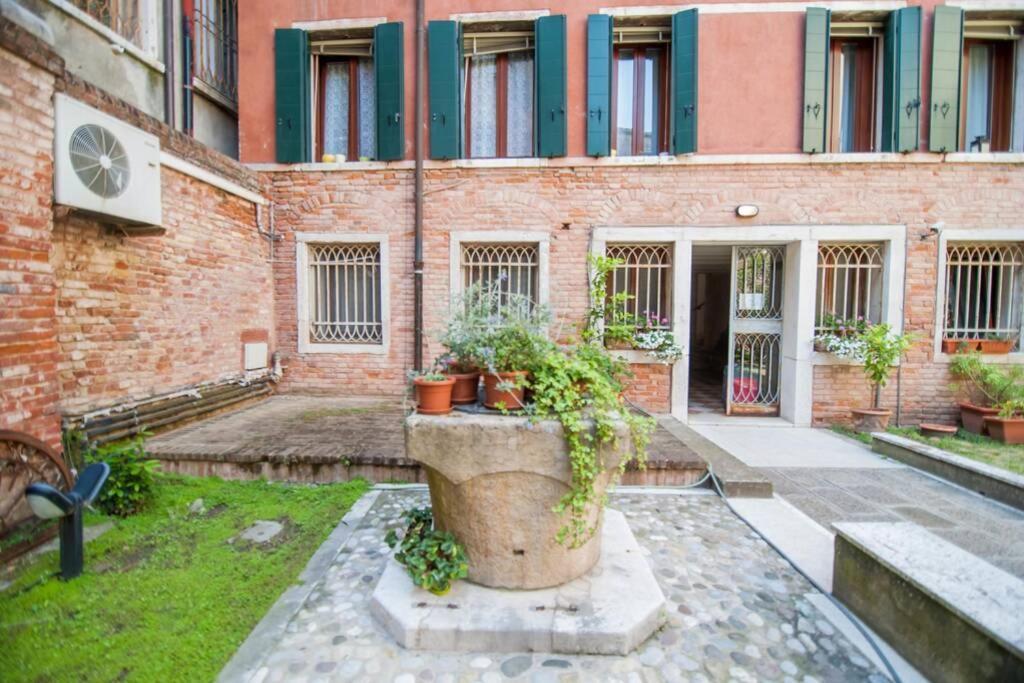 The Zen House Apartment Венеция Екстериор снимка