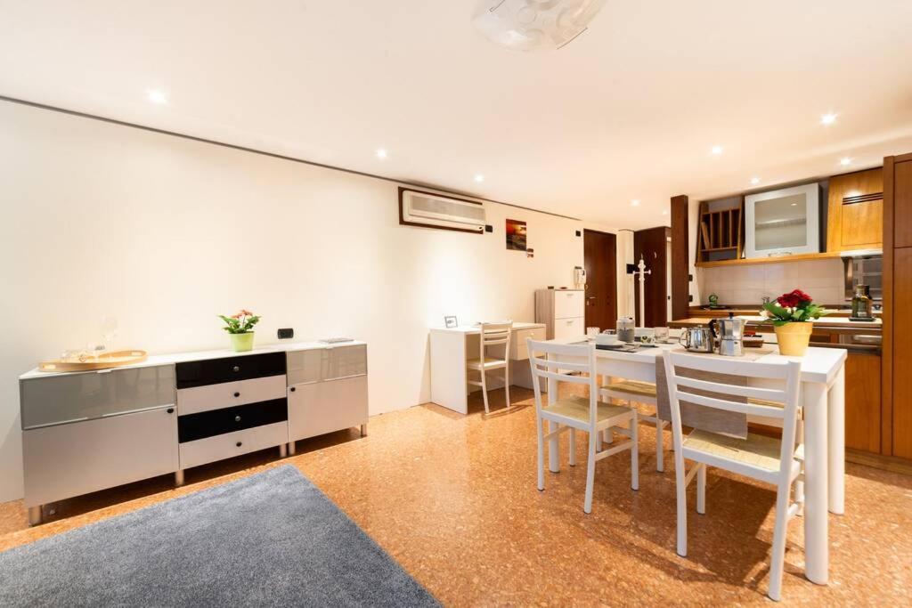 The Zen House Apartment Венеция Екстериор снимка